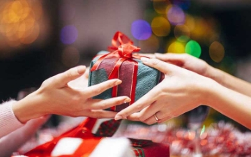 Dự tiệc tân gia nên chọn quà tặng gì ý nghĩa?